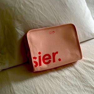 Cosmetic bag